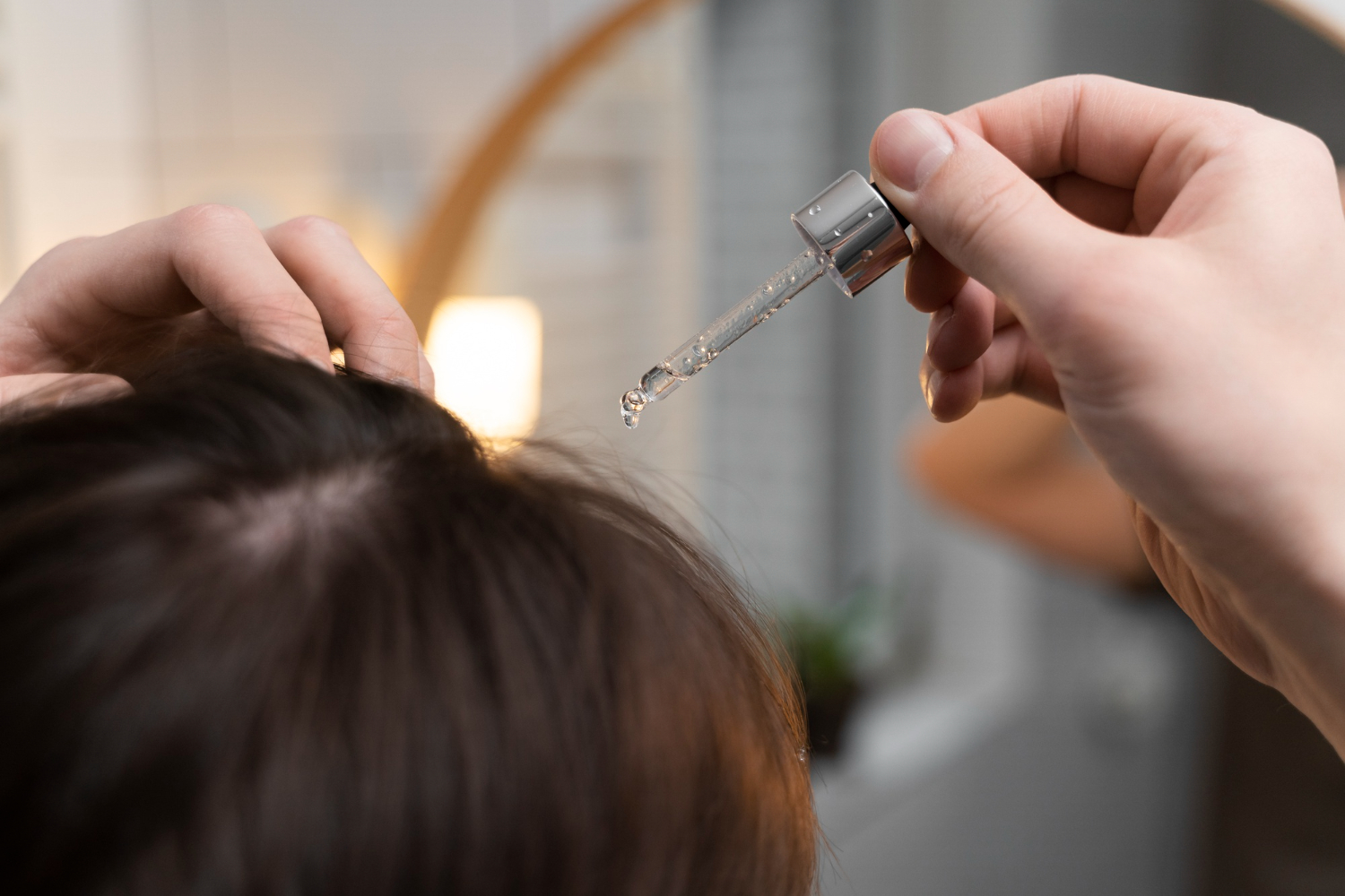 Leia mais sobre o artigo Tratamento Para Queda de Cabelo em Brasília: Tudo o Que Você Precisa Saber